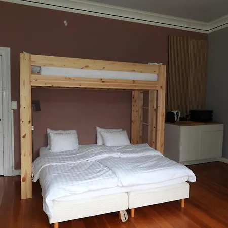 L'etape Fagnarde - Bed, Breakfast & Sauna Frühstückspension 4*