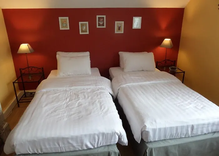 L'etape Fagnarde - Bed, Breakfast & Sauna 4*